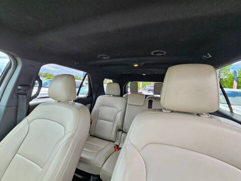 2017 Ford Explorer Platinum