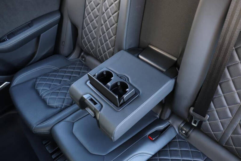 2023 Audi SQ8 4.0T quattro Prestige