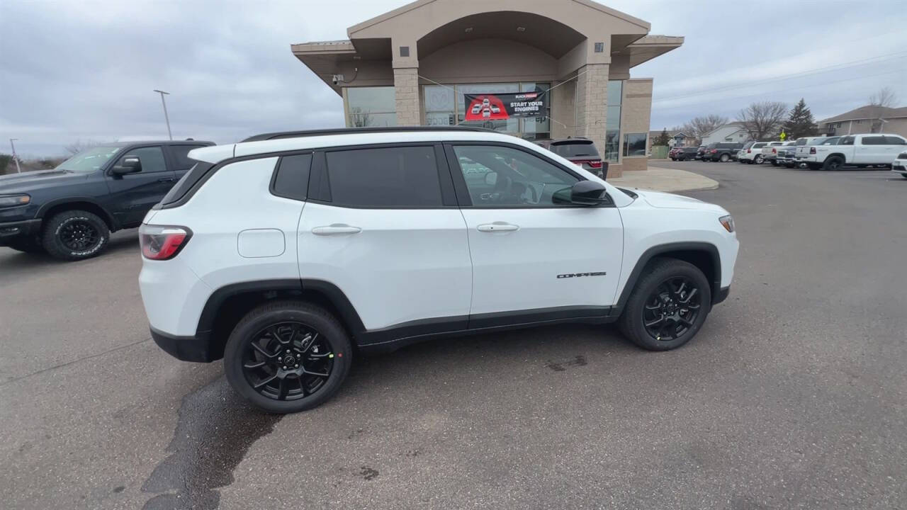 2025 Jeep Compass for sale at Victoria Auto Sales in Victoria, MN