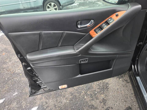 2011 Nissan Murano LE