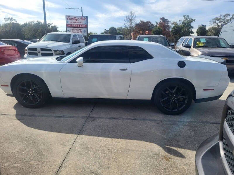2019 Dodge Challenger SXT