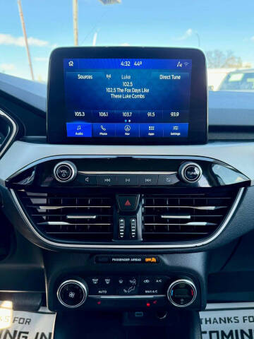 2020 Ford Escape SE