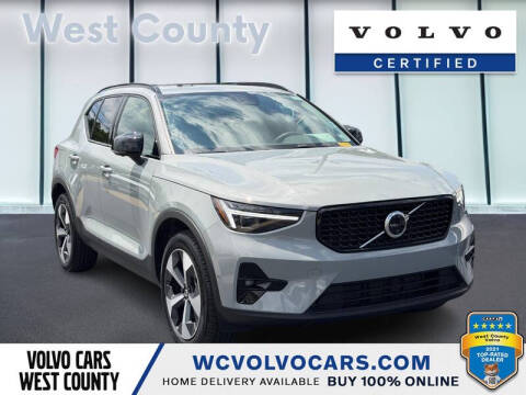 2026 Volvo XC40 B5 Plus
