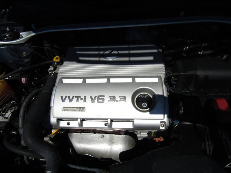 2004 Lexus ES 330