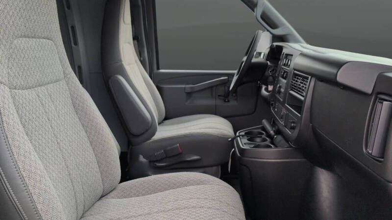 2026 Chevrolet Express 3500