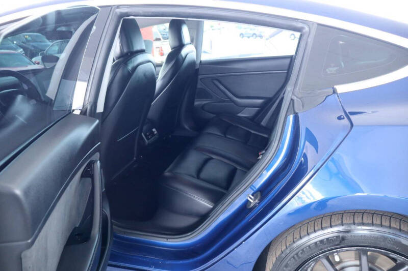 2019 Tesla Model 3 Performance