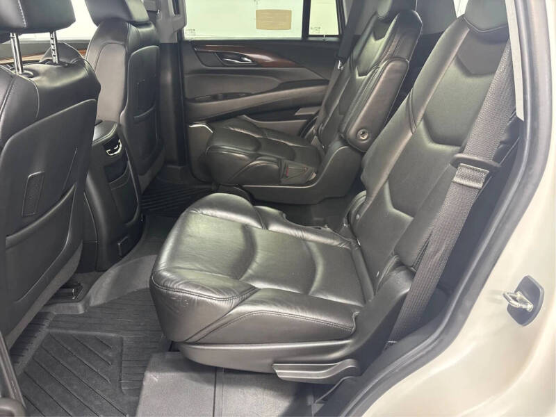 2020 Cadillac Escalade Luxury