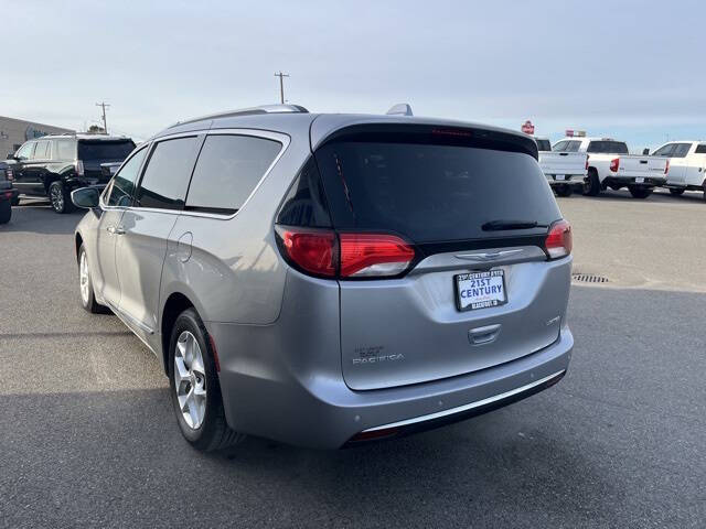 2020 Chrysler Pacifica Limited