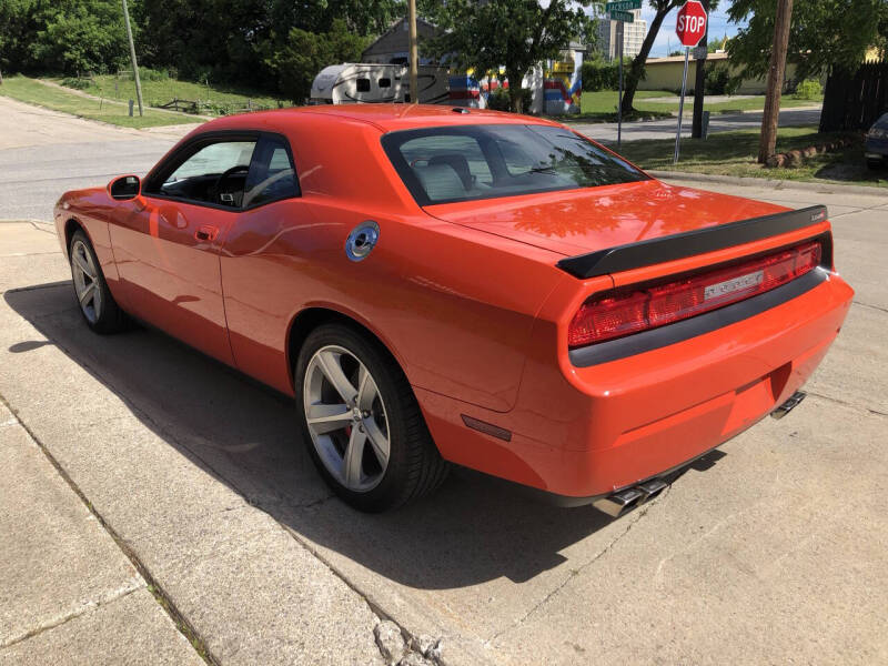 2008 Dodge Challenger SRT8