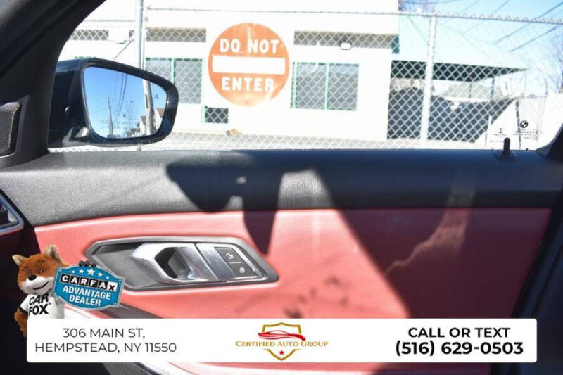 2022 BMW 3 Series 330e