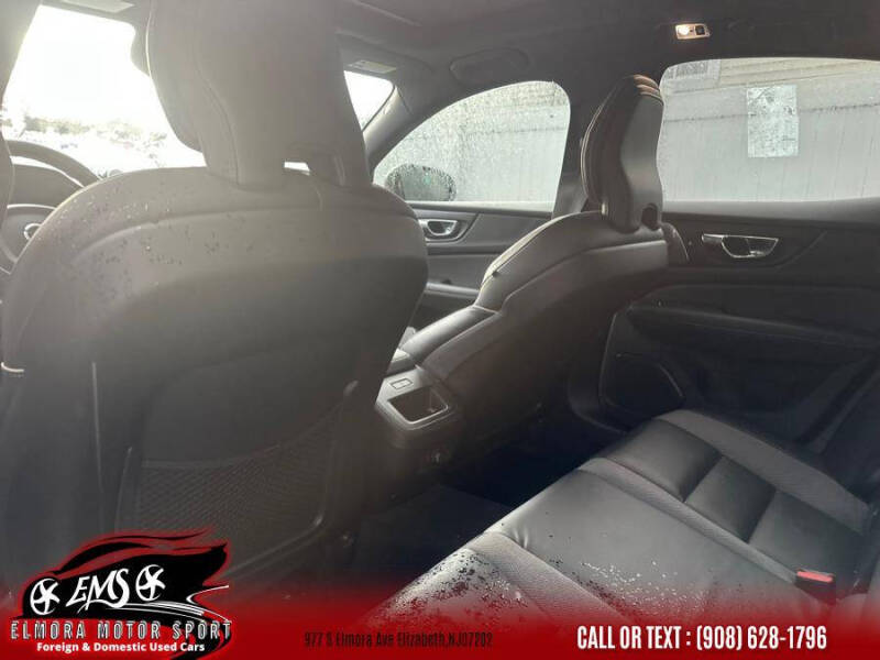 2019 Volvo S60 T6 R-Design