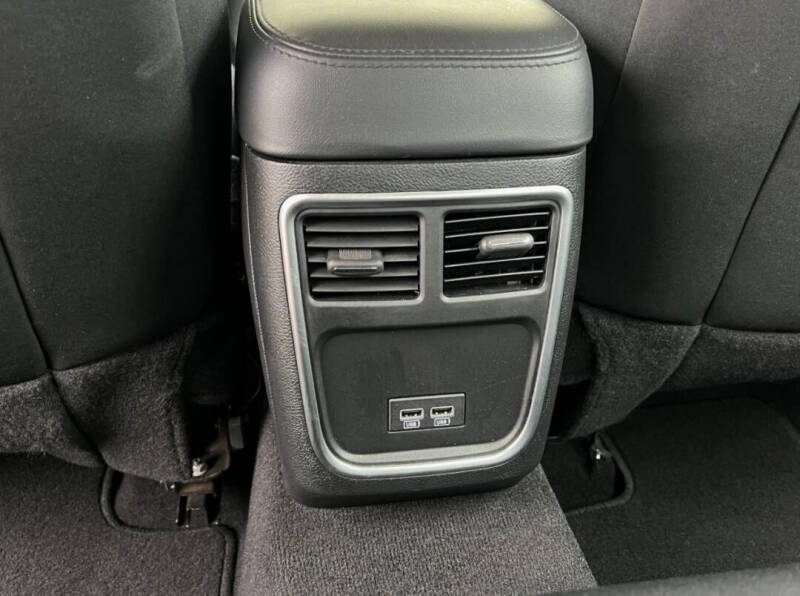 2020 Chrysler 300 Touring