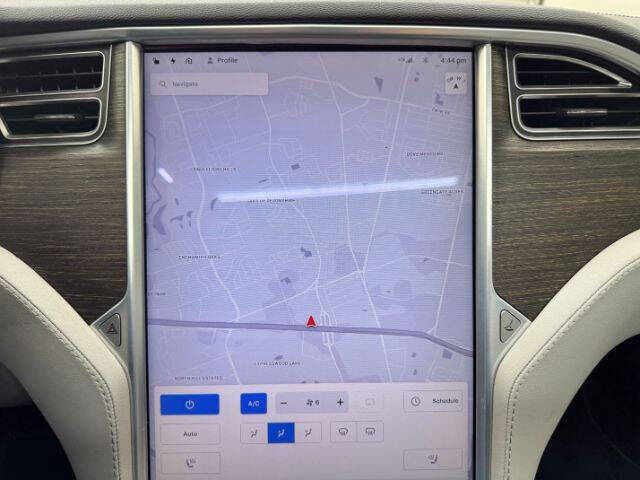 2015 Tesla Model S