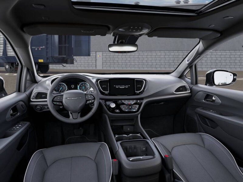 2027 Chrysler Pacifica Limited