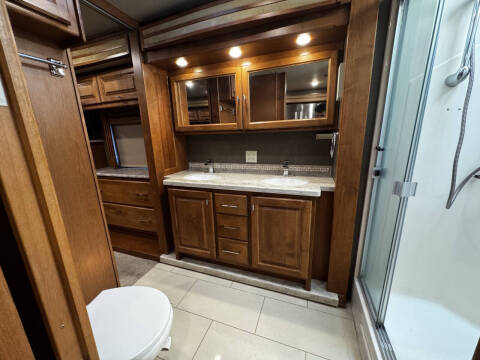 2018 Tiffin Allegro RED