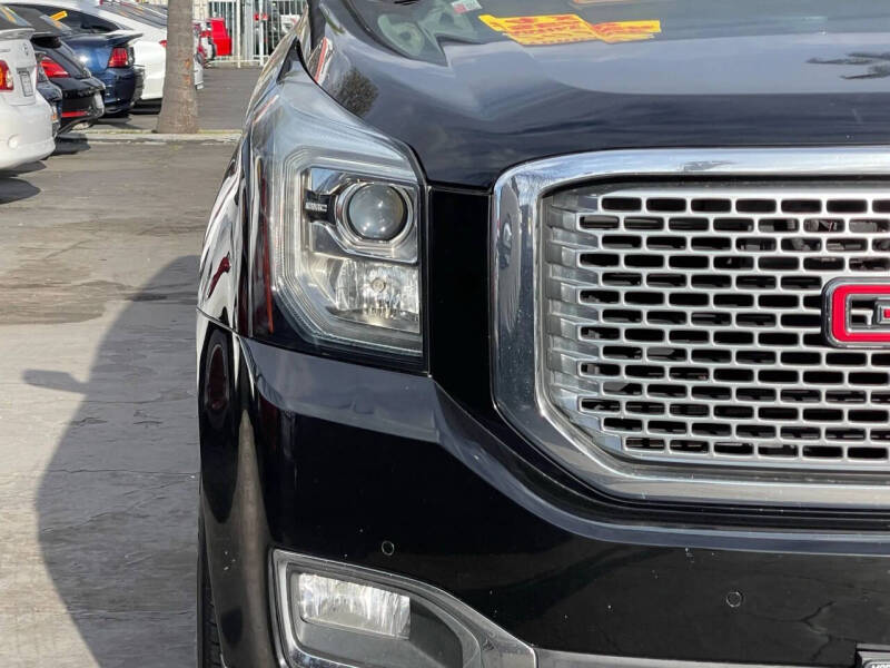 2017 GMC Yukon Denali