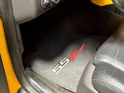 2004 Chevrolet SSR LS