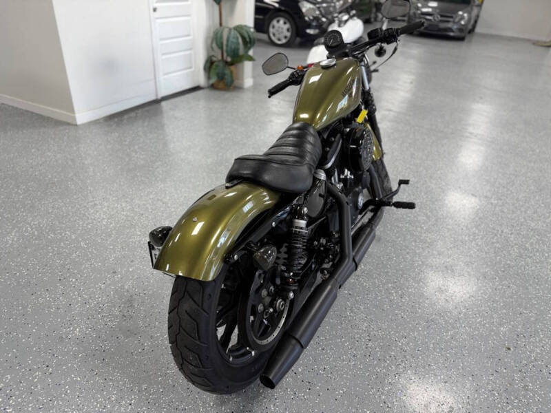 2016 Harley-Davidson IRON 8