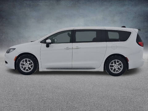 2021 Chrysler Voyager LX