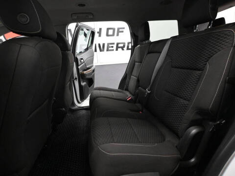 2017 GMC Acadia SLE-2