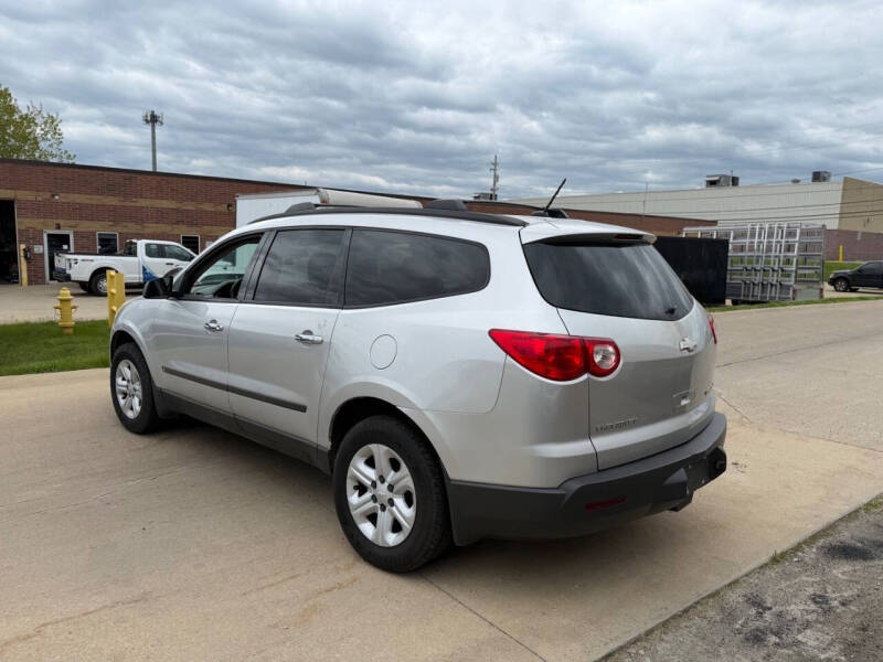 2009 Chevrolet Traverse LS
