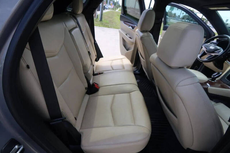 2018 Cadillac XT5 Premium Luxury