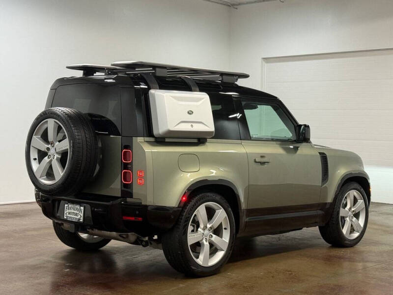 2024 Land Rover Defender 90 P400 X-Dynamic SE