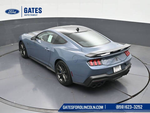 2025 Ford Mustang Dark Horse