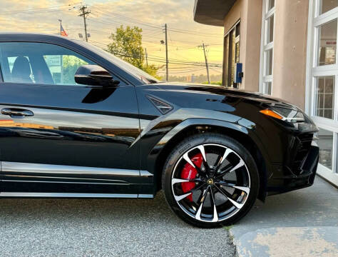 2024 Lamborghini Urus S