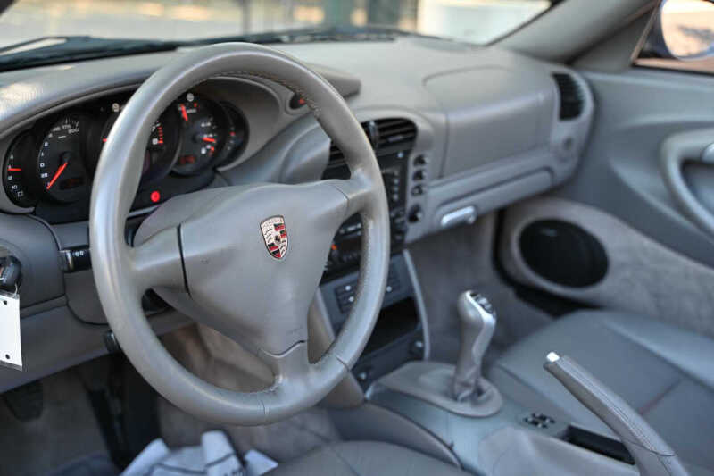 2003 Porsche 911