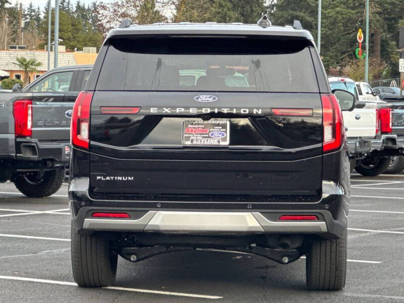 2025 Ford Expedition Platinum