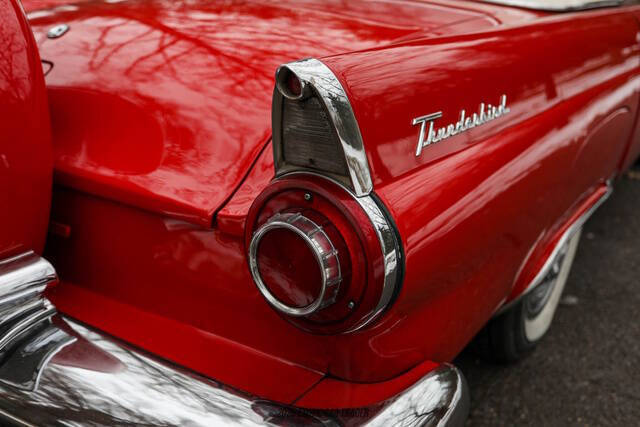 1956 Ford Thunderbird