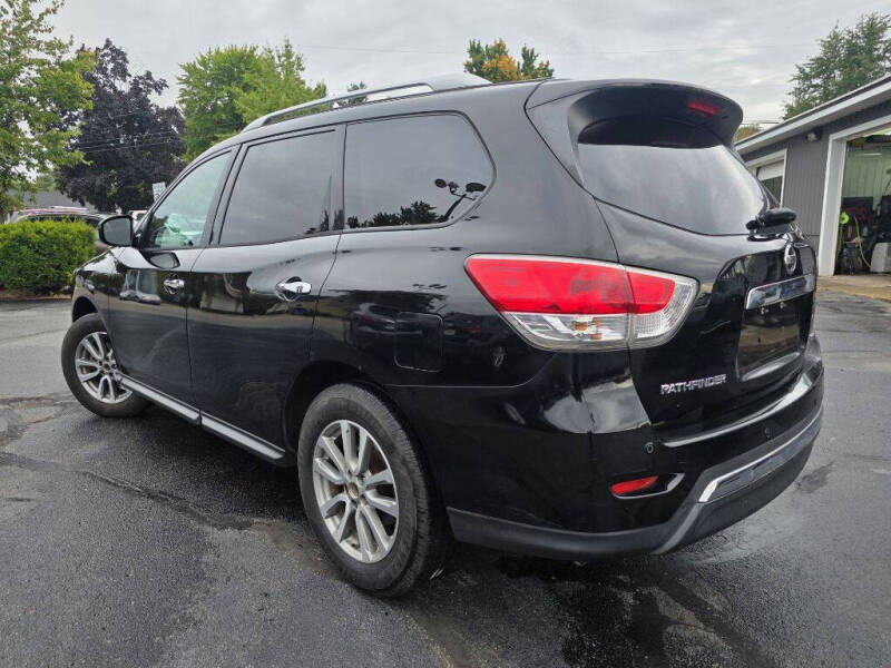 2013 Nissan Pathfinder S