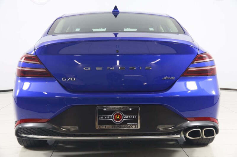 2022 Genesis G70