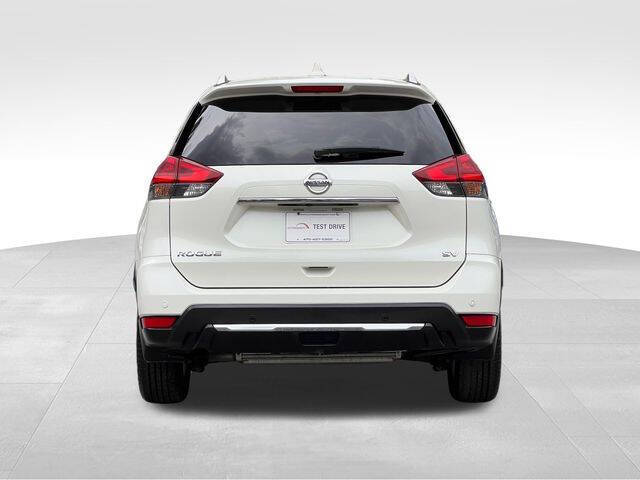 2020 Nissan Rogue SV