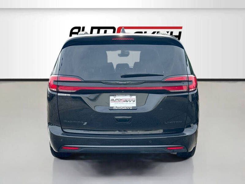 2025 Chrysler Pacifica Limited