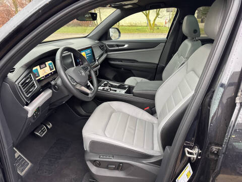 2024 Volkswagen Atlas Cross Sport SEL R-Line 4Motion