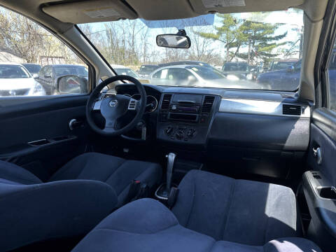 2008 Nissan Versa 1.8 S