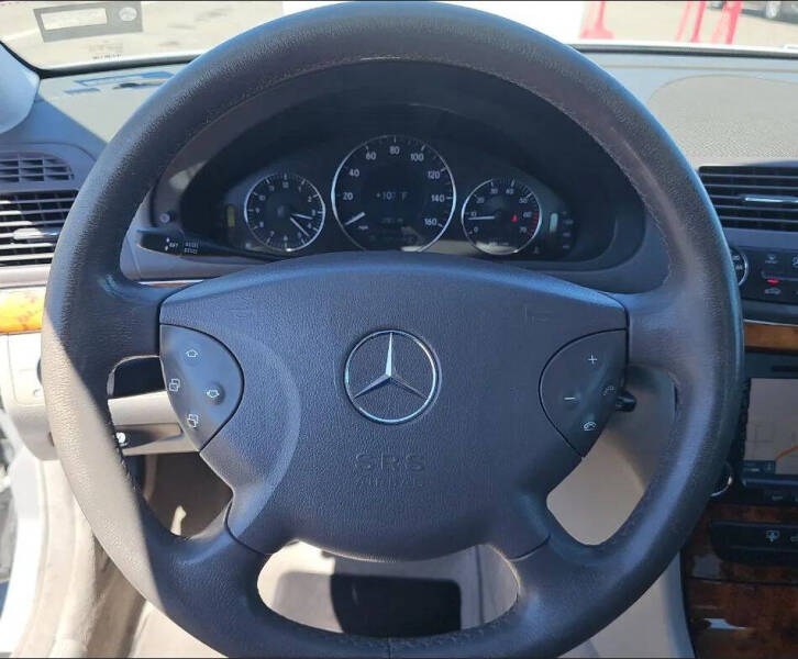 2005 Mercedes-Benz E-Class E 320