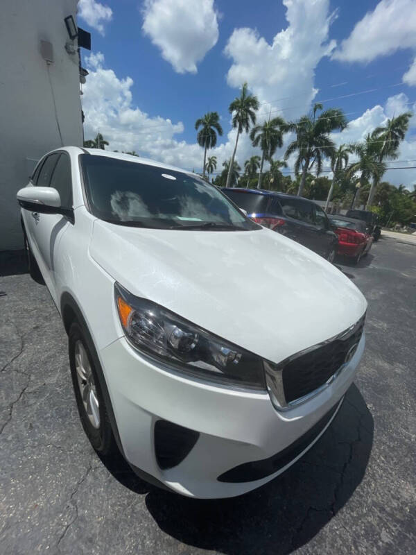 2020 Kia Sorento LX's photo