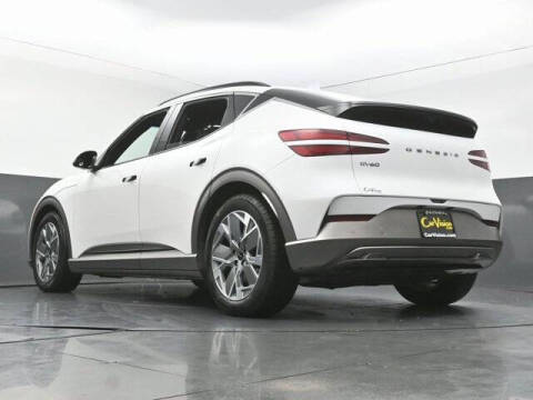 2025 Genesis GV60 Standard