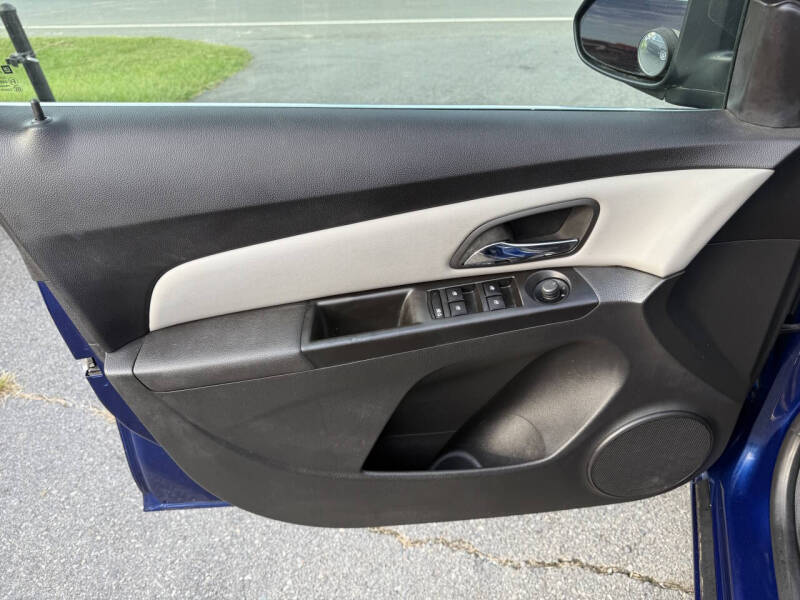 2012 Chevrolet Cruze LS