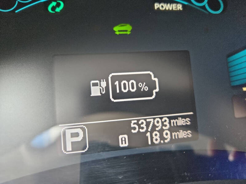 2015 Nissan LEAF SV