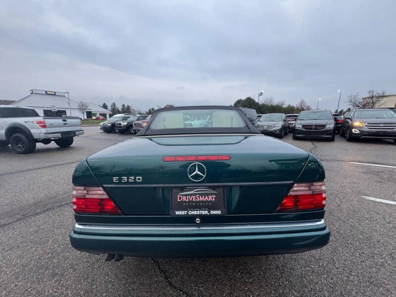 1995 Mercedes-Benz E-Class E 320