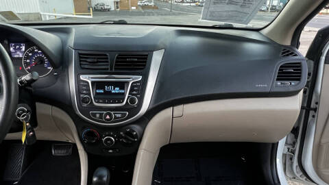 2017 Hyundai Accent Value Edition