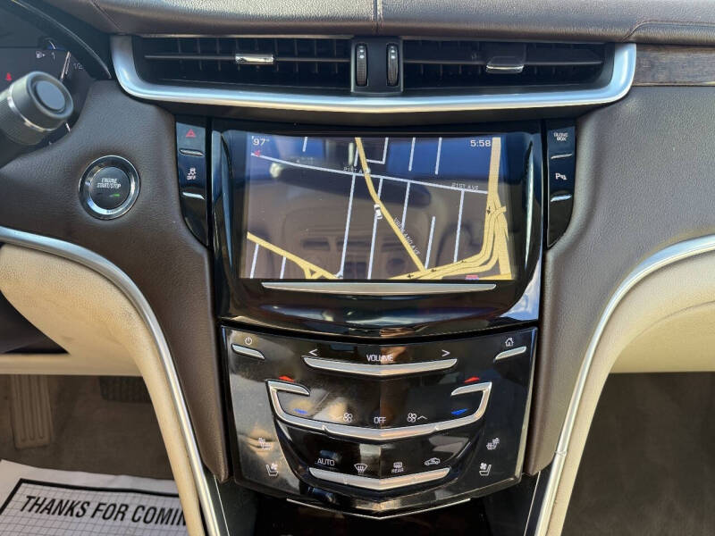 2013 Cadillac XTS Luxury Collection