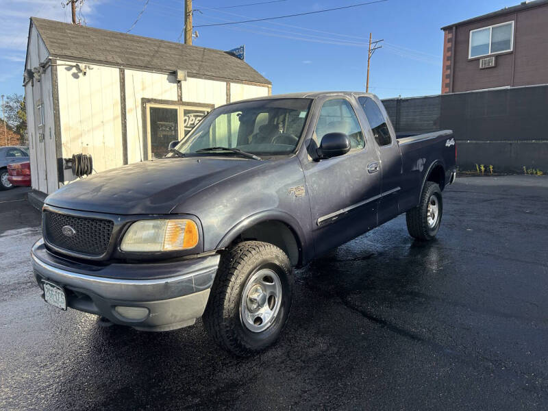 2001 Ford F-150 XLT