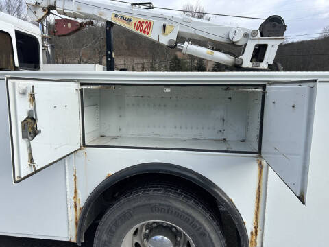 2006 Peterbilt 335 Mechanic's Truck