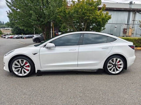 2019 Tesla Model 3 Mid Range