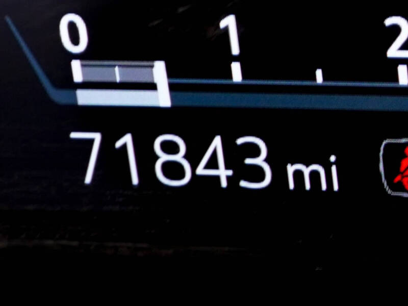 2022 Cadillac Escalade ESV Premium Luxury